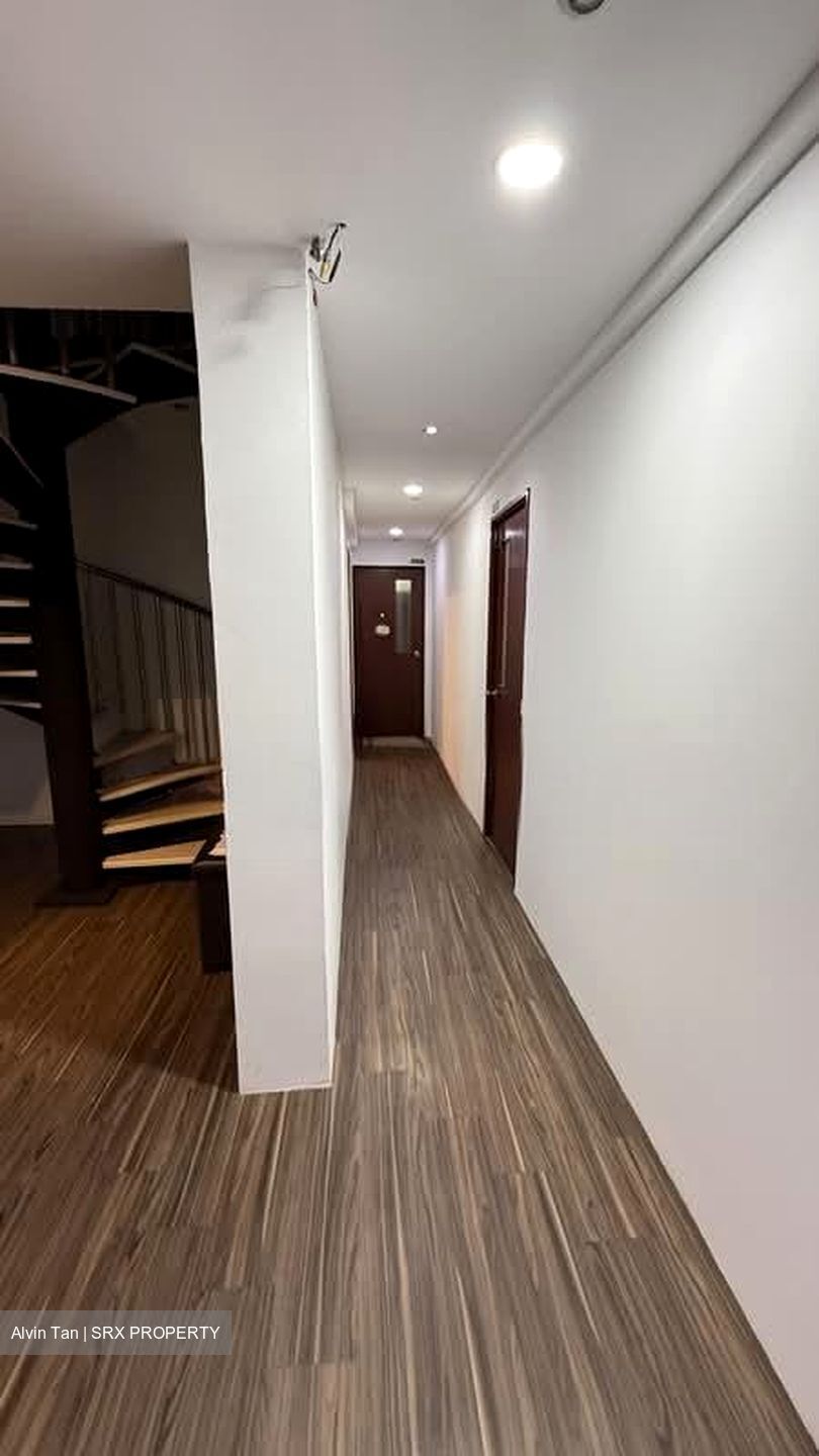 City Plaza (D14), Office #573418411